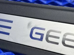 Накладка проема двери передняя правая Geely Atlas PRO 2021- (NL-3B) / Belgee X70  — фото 2