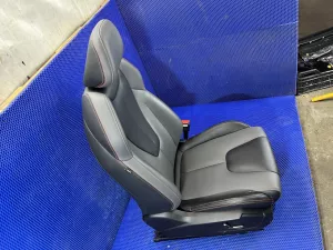 Комплект сидений Geely Cityray (2023) — фото 31