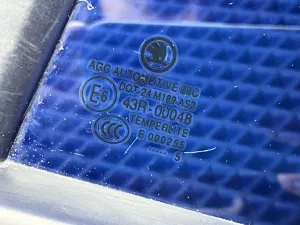 Форточка двери задней левой Skoda Octavia A7 2013-2020 — фото 4