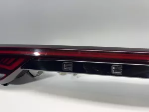 Фонарь крышки багажника Geely Emgrand SS11 — фото 4