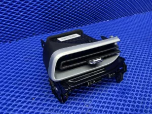 Дефлектор воздушный левый Geely Emgrand SS11 — фото 7