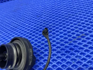 Крышка бензобака Geely Emgrand SS11 — фото 5