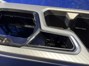 Консоль центральная Geely Emgrand SS11 — фото 9