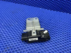 Блок управления стеклоподъёмником задний левый Infiniti M37/Q70 — фото 6