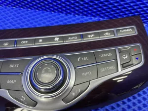 Блок управления климатом Infiniti M37/Q70 — фото 10