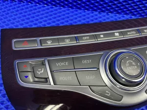 Блок управления климатом Infiniti M37/Q70 — фото 9