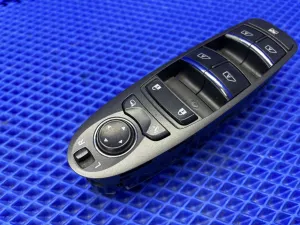 Блок управления стеклоподъёмниками Infiniti M37/Q70 — фото 6