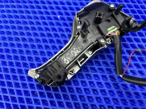 Блок кнопок руля  Mitsubishi Pajero Sport 3  — фото 13