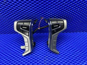 Блок кнопок руля  Mitsubishi Pajero Sport 3  — фото 1