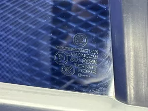 Стекло двери задней правой форточка Skoda Octavia (2012-2017) — фото 5