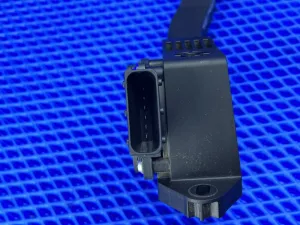 Педаль газа Changan Alsvin (2018) — фото 9