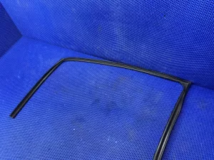 Уплотнитель стекла двери передней левой Changan Alsvin (2018) — фото 2