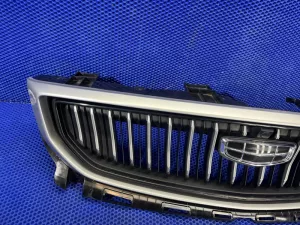 Решетка радиатора Geely Emgrand (2021) — фото 18