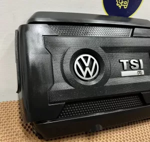 Крышка двигателя vw golf 7R оригинал — фото 3