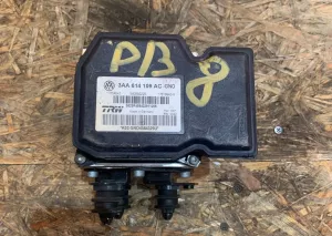 Блок abs vw passat b7 1.4 cax — фото 2