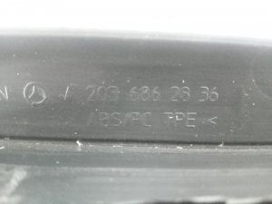 Накладка порога задняя правая Mercedes-Benz C-Class (2000-2004) — фото 3