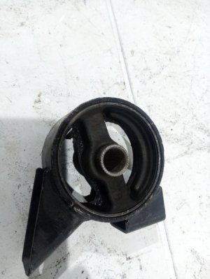 Опора двигателя Hyundai Accent (1999-2012) — фото 2
