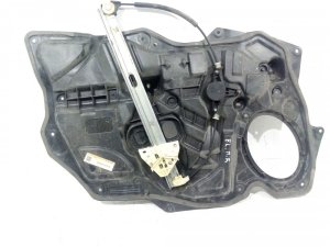 Стеклоподъемник электрический передний правый Mazda Mazda3 (2008-2011) — фото 1