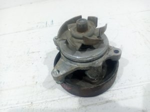 Насос водяной Mazda Mazda3 (2003-2006) — фото 1