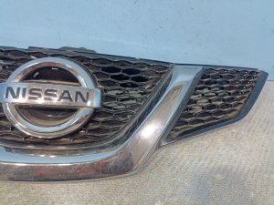 Решетка радиатора Nissan Qashqai (2013-2019) — фото 7