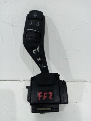 Переключатель стеклоочистителей Ford Focus (2004-2008) — фото 1