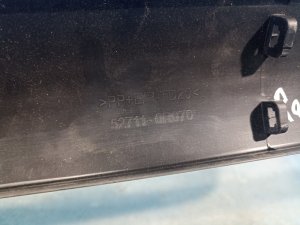 Накладка переднего бампера Toyota RAV4 (2018) — фото 6