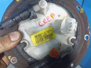 Насос топливный электрический Kia Ceed (2006-2010) и др. — фото 3
