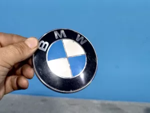Эмблема на крышку багажника BMW X1 (2009-2012) — фото 5