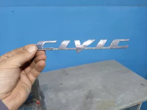 Эмблема на крышку багажника Honda Civic (2005-2009) — фото 1