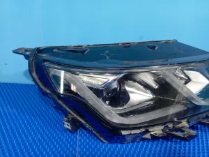 Фара правая Geely Coolray SX11 (2018) — фото 5