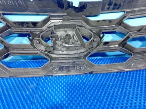 Решетка радиатора Lada Vesta (2018) — фото 7
