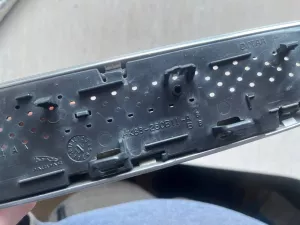 Молдинг переднего правого крыла Jaguar F-Pace (2015-2021) — фото 18