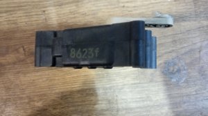 Моторчик заслонки печки Mazda Mazda3 (2003-2006) — фото 3