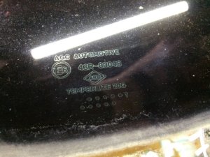 Стекло двери задней левой форточка Renault Sandero (2009-2014) — фото 2