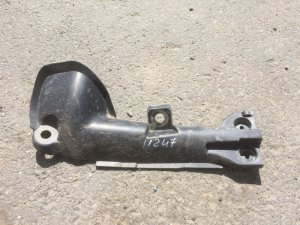 Защита антигравийная для заднего левого датчика ABS 8200372692 Renault Sandero 1 Хэтчбек 5дв 2009-2014 — фото 1