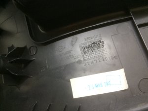 Кожух рулевой колонки Renault Logan (2013-2018) — фото 3
