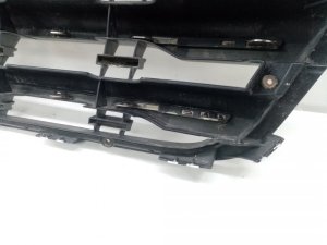 Решетка радиатора Toyota Land Cruiser (2007) — фото 9