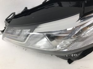 Стекло фары левой Toyota Camry (2017-2021) — фото 15