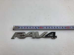 Эмблема Toyota RAV4 (2012-2015) — фото 2