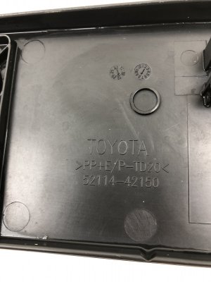 Накладка переднего бампера под номер Toyota RAV4 (2018) — фото 8