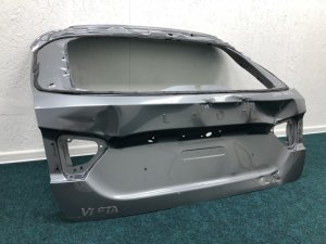 Дверь багажника Lada Vesta (2018) — фото 10