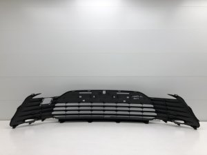 Решетка в бампер центральная Toyota Camry (2017-2021) — фото 14