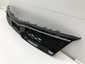 Решетка радиатора Kia Rio (2016-2020) — фото 3