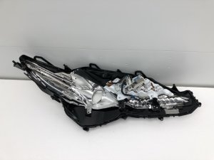 Стекло фары левой Toyota Camry (2017-2021) — фото 9