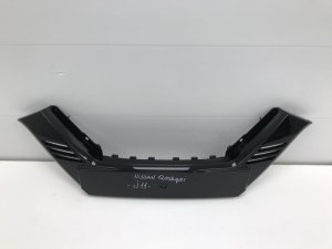 Накладка на решетку радиатора Nissan Qashqai (2013-2019) — фото 1
