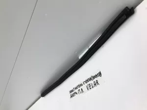 Уплотнитель стекла двери передней левой Land Rover Range Rover Velar (2017-2023) — фото 4