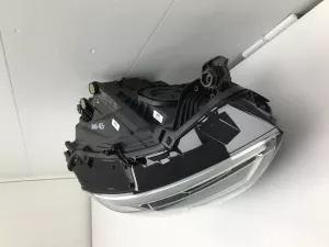 Фара правая Audi Q3 F3 2018-2025 Full LED — фото 20