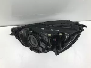 Фара правая Audi Q3 F3 2018-2025 Full LED — фото 21