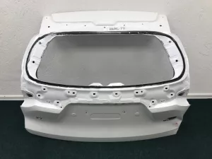 Дверь багажника Haval Haval F7 — фото 1