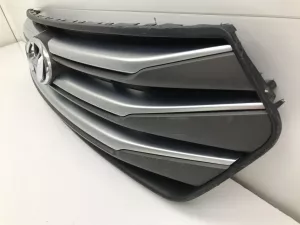 Решетка радиатора Hyundai Creta (2015-2020) — фото 5